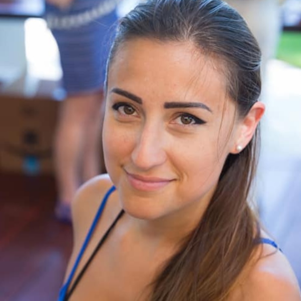 Meet your Posher, Christina